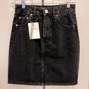 ASOS Black Denim Mini Skirt New With Tags Size US 2